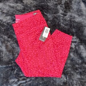 Torrid Pink Leopard Crop Active Leggings 2X (18-20)